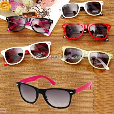 Children's sunglasses with temples and frame in multi-colors
