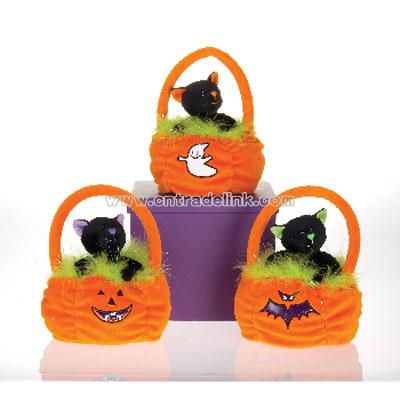 Color Halloween Cats In A Basket