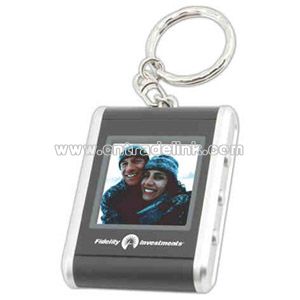 Digital photo frame with keychain