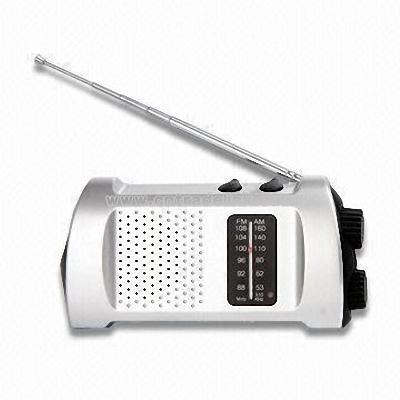 Dynamo AM/FM Radio with Charger