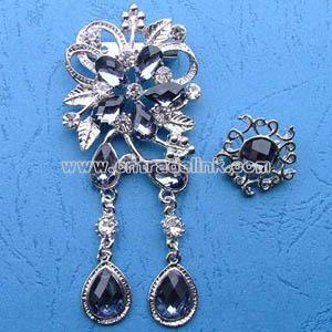 Flower-shaped Brooch with Silver Plating
