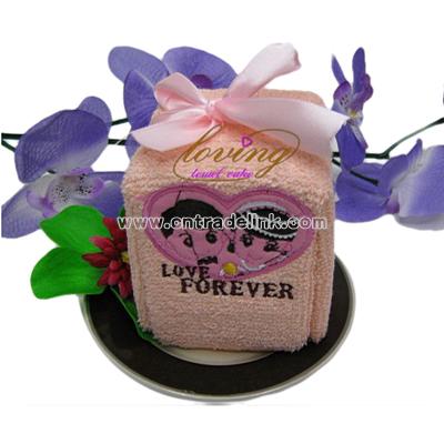 Love Forever Towel Cake Wedding Favors Gifts