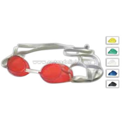 Low profile lenses Swedish goggle without gaskets