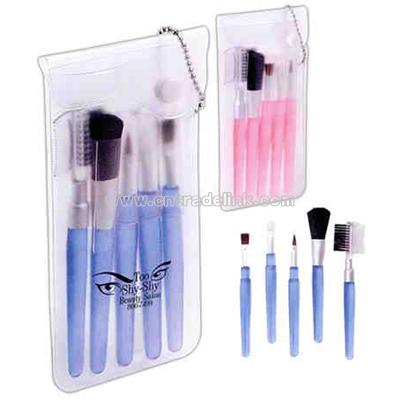 Make-up brush set in attractive clear vinyl case