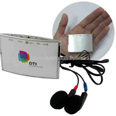 Mini metal thin pocket radio with FM auto scan earphones