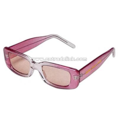 Sunglasses with matching color frames and lenses