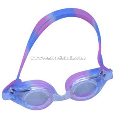 Swimming glasses with anit-fog lenses