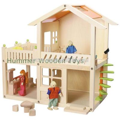 Wooden Dollhouse Set