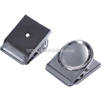 metal with magnet clip