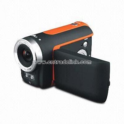 1.3-megapixel Portable Digital Video Camera with 1.5-inch TFT LCD Display