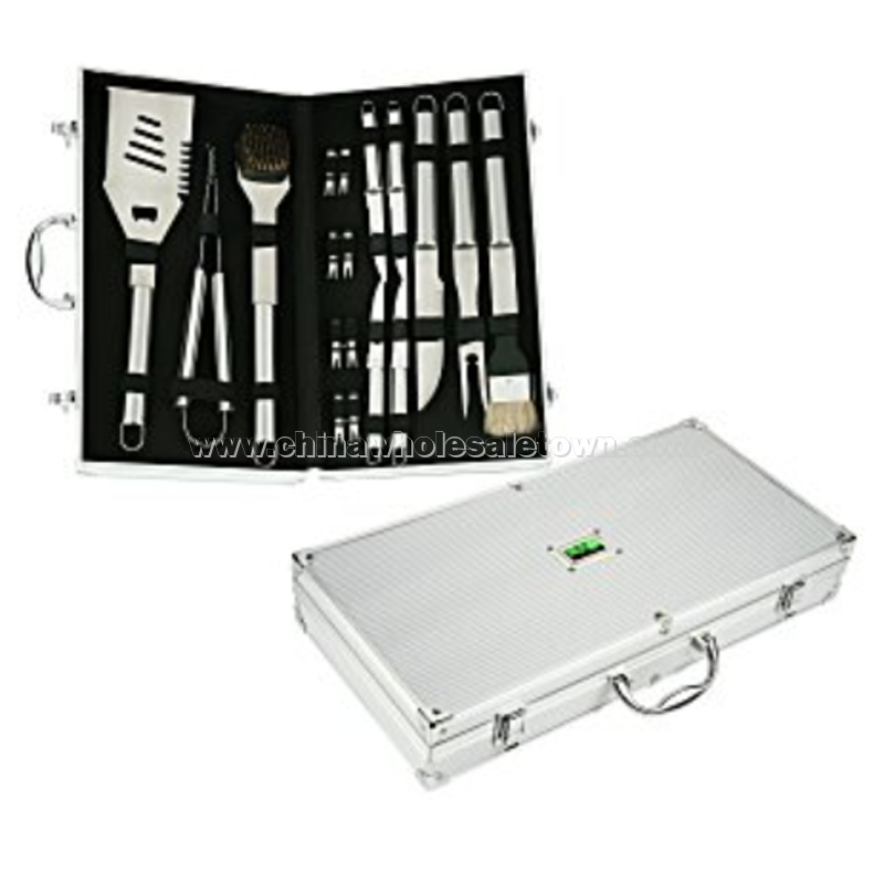 18-Piece BBQ Set in Case