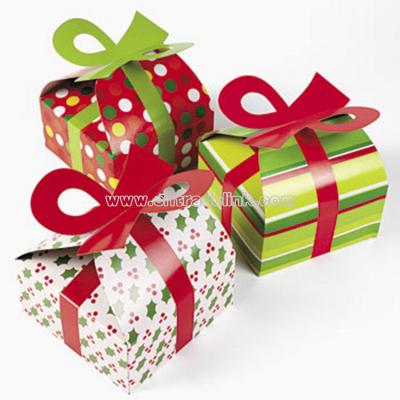3-D Christmas Gift Boxes With Bow