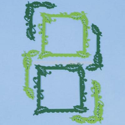 6 Christmas Felt Frames & Corners