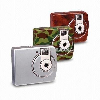 Base Function Digital Camera with 100K Pixels Resolution