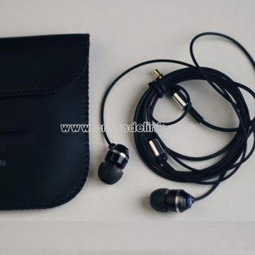 Color Metal In-Ear Headphone/Earphone in Bag (Black)