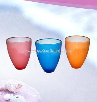 Colour changing cup