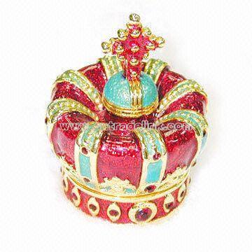 Crown-shaped Metal Craft