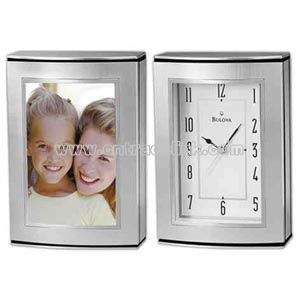 Desk clock with aluminum case