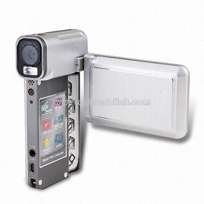 Digital Video Camera with 2.5-inch TFT Screen