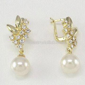 Drop Earrings with Pearl Decoration