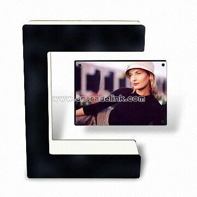 Electro-magnetic Floating Photo Frame