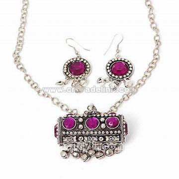 Fashion Necklace and Earrings Set