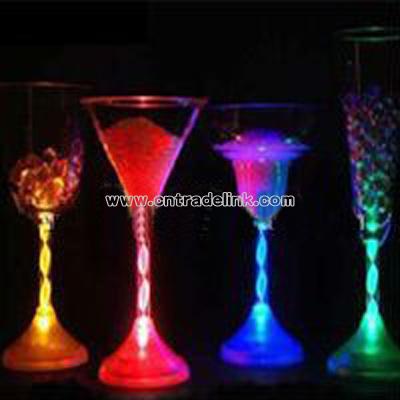 Flashing cup