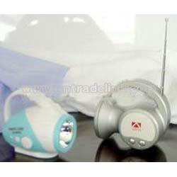 Flashlight radio