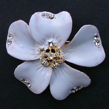 Flower-shaped Brooch