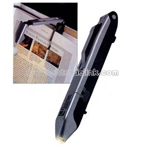 Foldable adjustable focus book light