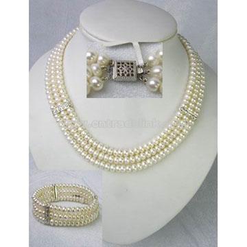 Freshwater Pearl Jewelry Set