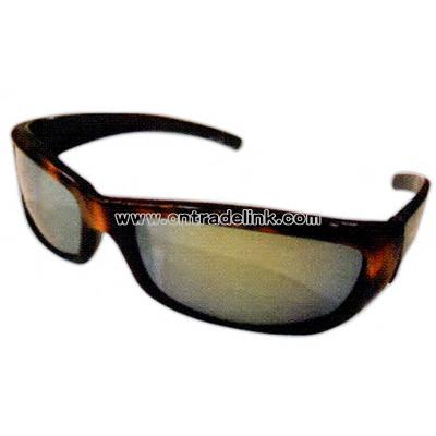 High quality sunglasses with tortoiseshell frames