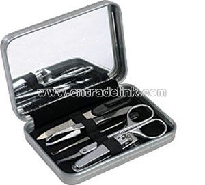 MAYFAIR TRAVEL MANICURE SETS