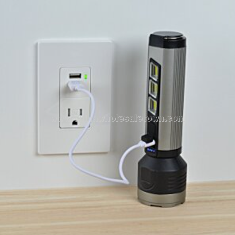 Maddox Rechargeable Flashlight
