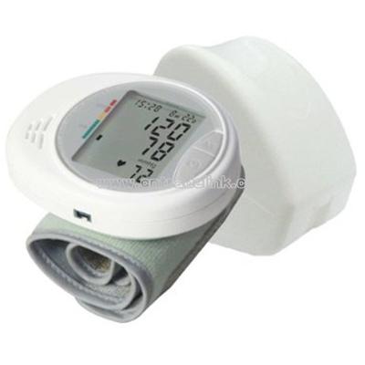 Medical Talking Automatic Digital Wrist Cuff Blood Pressure Monitor with Voice Processor