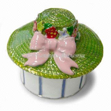 Metal Craft with Lady Hat Design