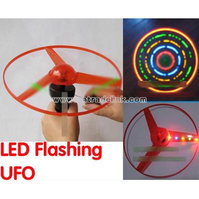 Multi Colors LED Flying UFO Pull Line Out Three Leaves Frisbee Flashing Disc Toy