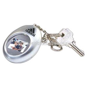 Oval portable digital photo keychain