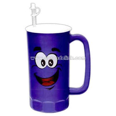 Party mug with lid and frosted flexible straw