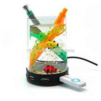 Pen holder with USB hub