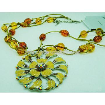 Pendant Bead Chain Necklace