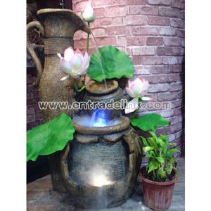 Polyresin Fountain with Teapot