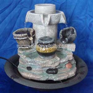 Polyresin Tabletop Fountain with Milling