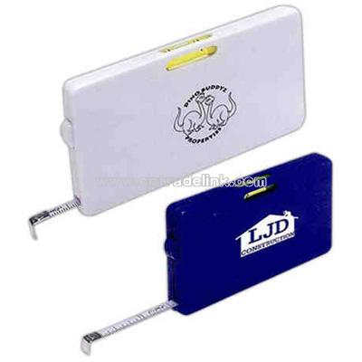 Rectangular tape measure with level