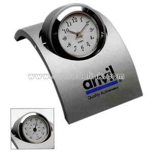 Revolving desk clock