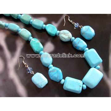 Rounded Turquoise Necklace & Earrings