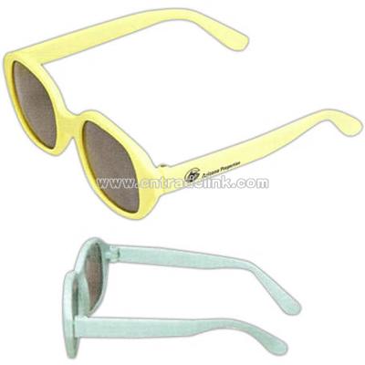 Soft-frame sunglasses with square design
