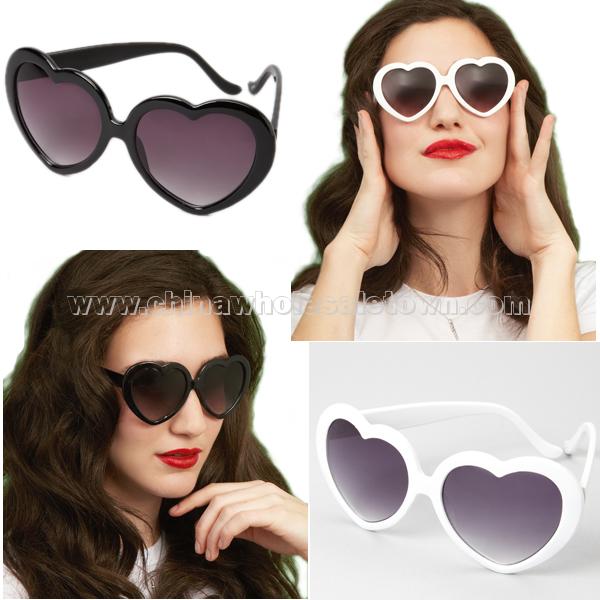 Sweetheart Sunnies