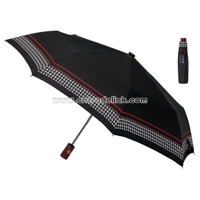 Three Fold Auto. Open & Close Umbrella