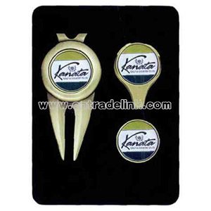 Three piece golf gift set